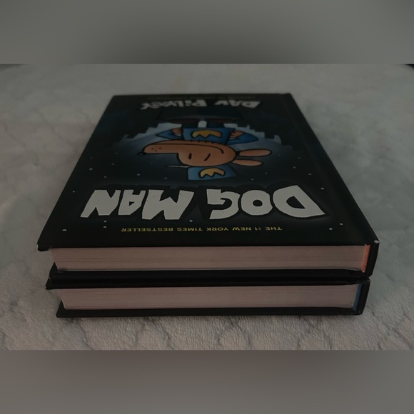 Dog Man and Dog Man A Tale Of Two Kitties Books - Picture 4 of 6